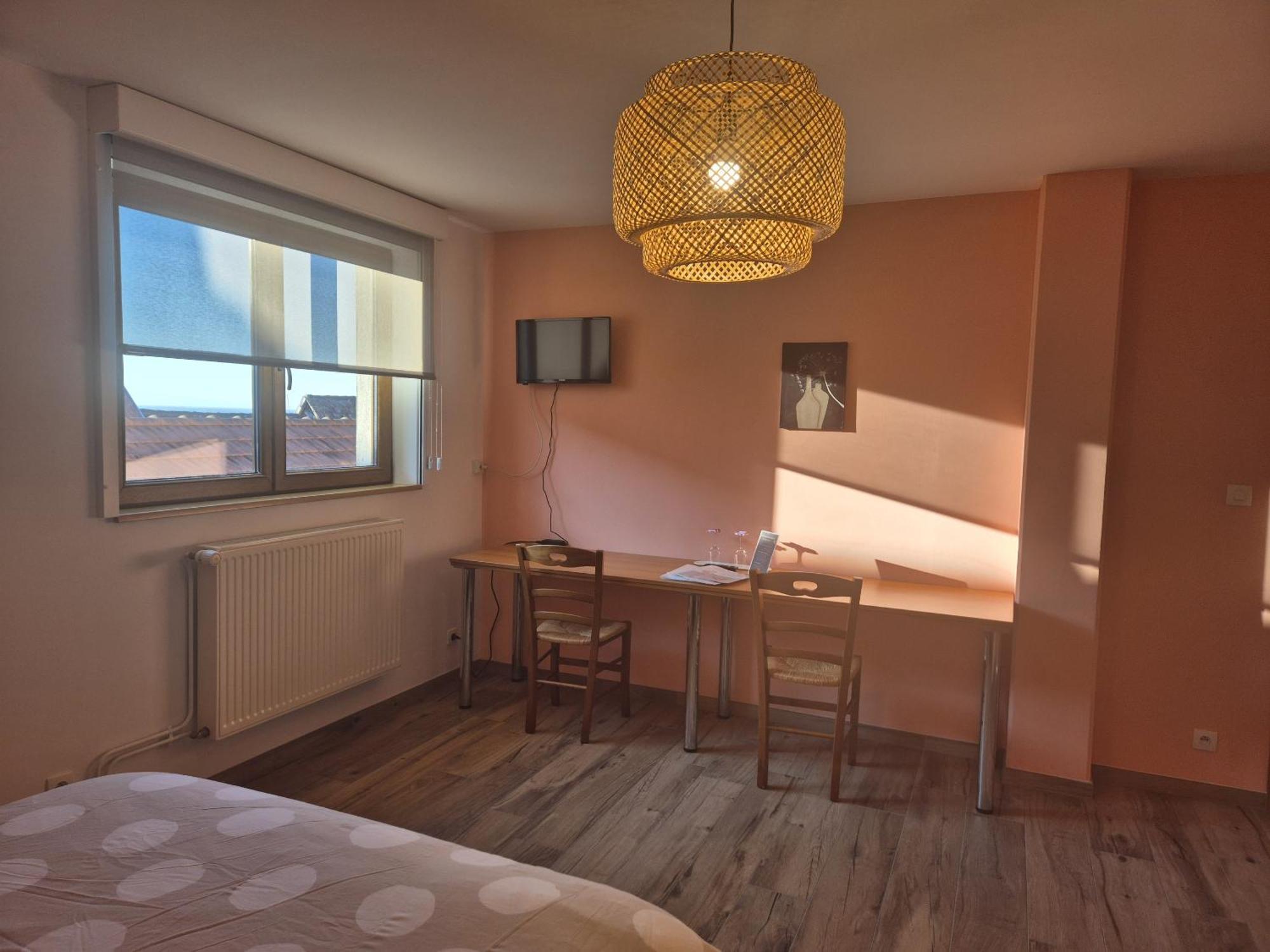 Chambres Thirion Saint-Hippolyte  Bilik gambar