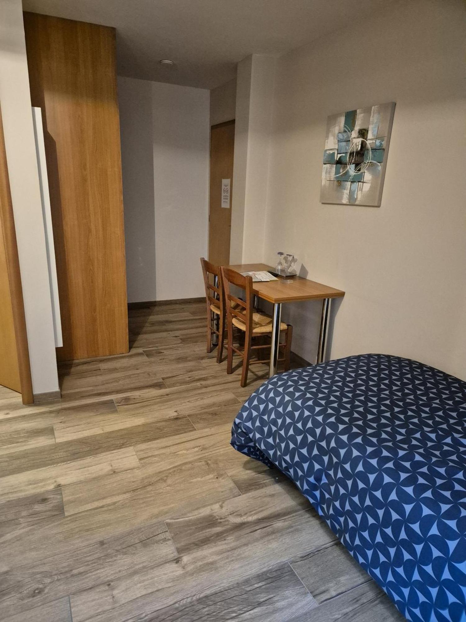 Chambres Thirion Saint-Hippolyte  Bilik gambar